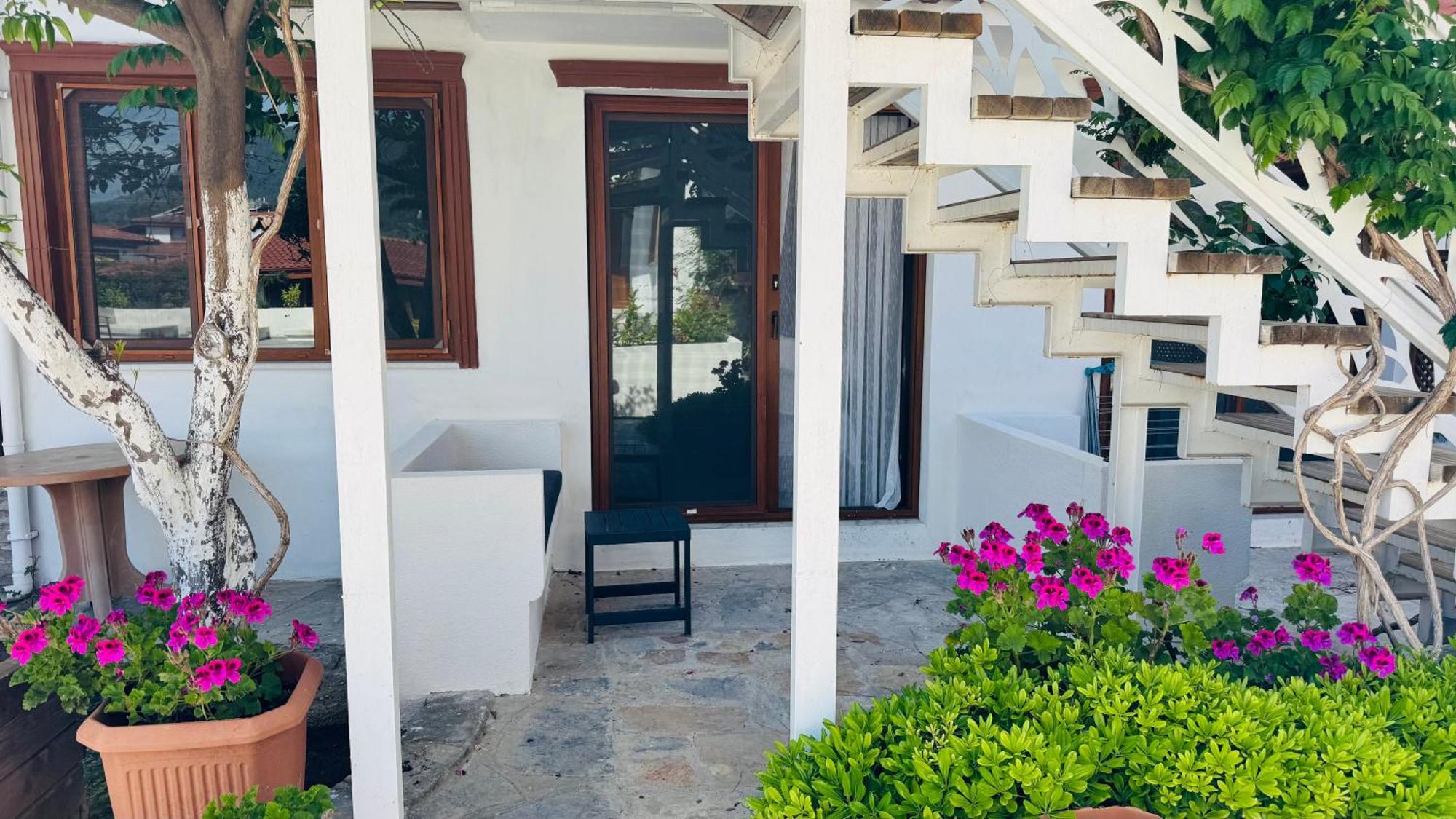 Tomsan Suites & Villas Akyaka Акьяка Экстерьер фото